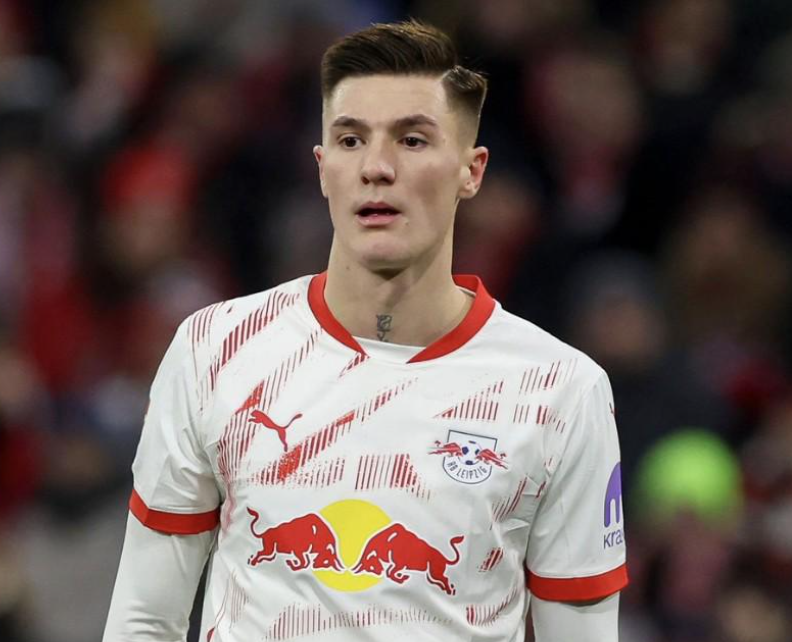 舍什科談轉(zhuǎn)會曼聯(lián)：夢想成真，心之所向