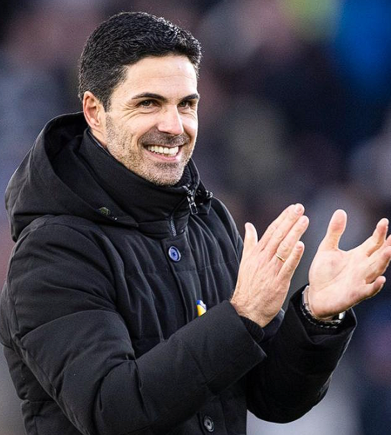 阿森納聯(lián)賽杯晉級(jí)：青訓(xùn)新星閃耀，阿爾特塔暢談未來(lái)展望