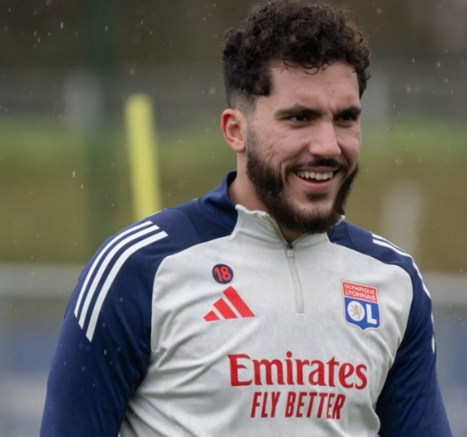 哈蘭德歐冠賽前發(fā)聲：專注當(dāng)下，贊隊友望成長