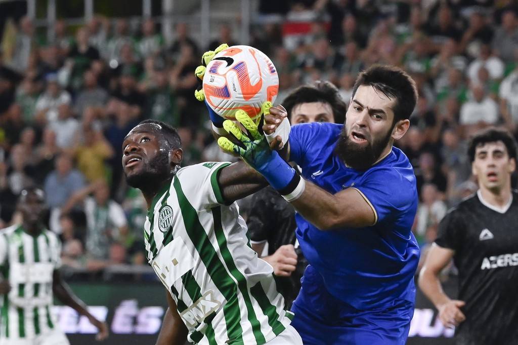 歐冠黑馬激戰(zhàn)藍(lán)軍，卡拉巴赫主場迎大考