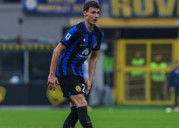 德澤爾比談帕瓦爾：狀態(tài)掙扎，需冷靜調整以重返國家隊