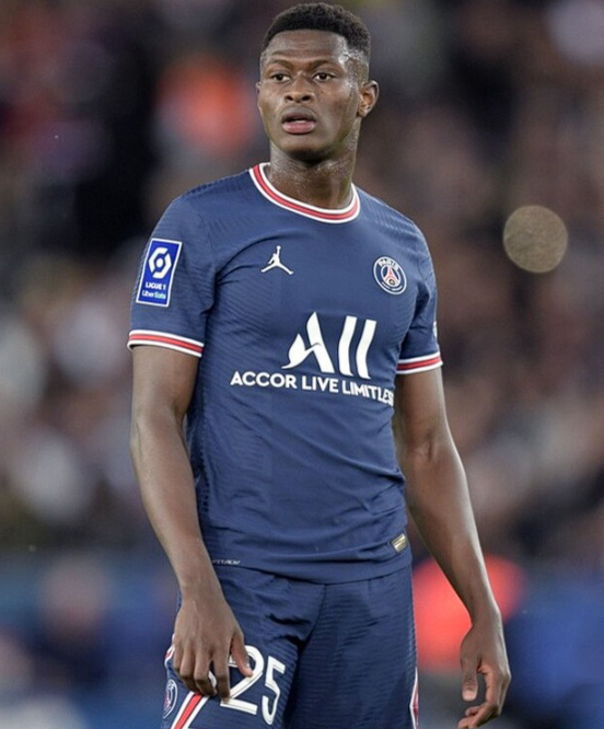 努諾 - 門(mén)德斯傷缺世預(yù)賽，葡萄牙主帥高度評(píng)價(jià)并應(yīng)對(duì)賽程挑戰(zhàn)