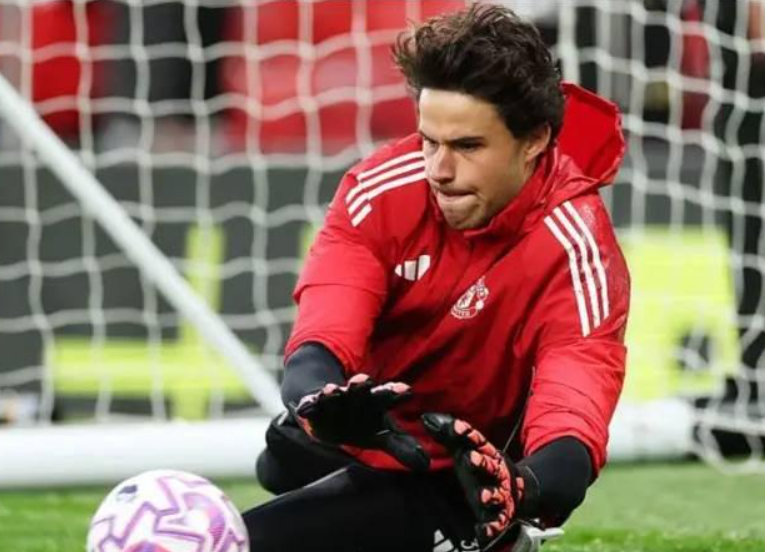 英超第11輪焦點戰(zhàn)：拉門斯神勇?lián)渚日故婷非袪栵L采