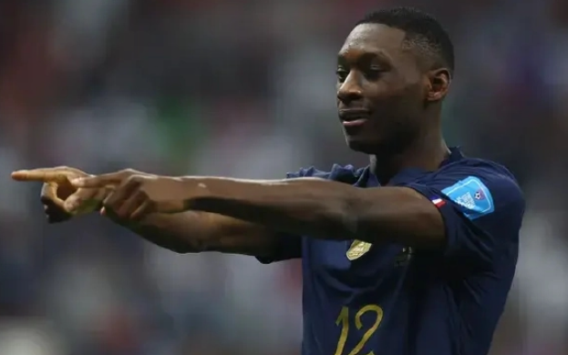 穆阿尼英超賽場受傷，傷愈后復出再遇波折