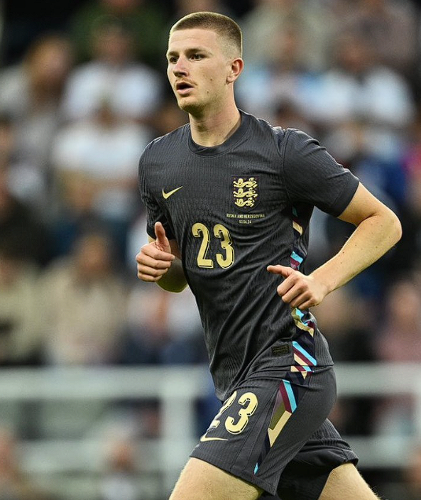 曼聯(lián)中場(chǎng)困局：約克剖析亞當(dāng)&middot;沃頓與探尋解決之道