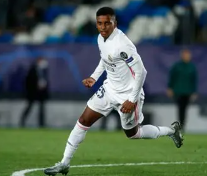 曼城賽前備戰(zhàn)皇馬：多維度剖析與展望