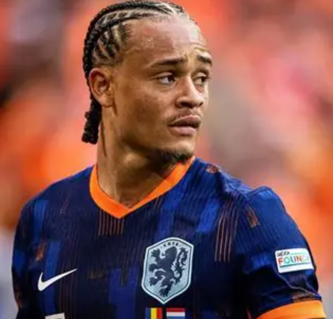 哈維&middot;西蒙斯：英超逐夢，熱刺啟航與自律人生