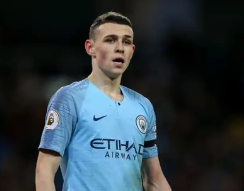 哈蘭德加盟曼城后展現(xiàn)驚人進(jìn)球效率，多項數(shù)據(jù)領(lǐng)跑射手榜